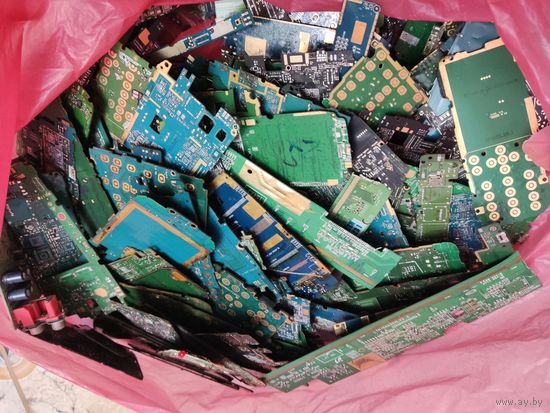 Платы мобильных телефонов 2кг