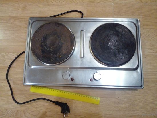 Электроплитка 51х31 см , мало б/у, в ремонт, лампочки горят