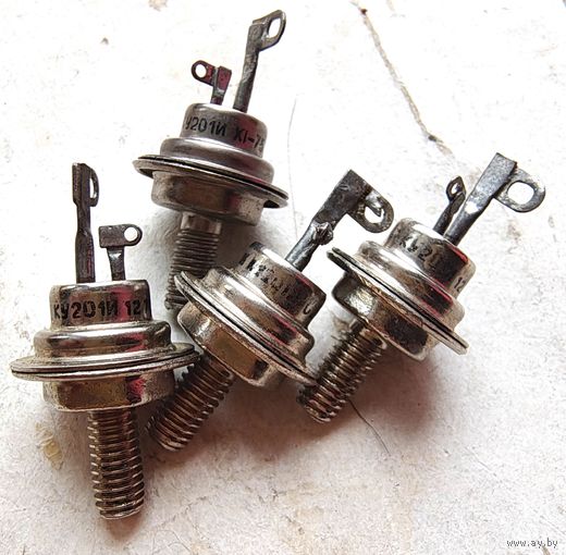 КУ201И. 2А, 200В. Тиристоры триодные, диффузионно-планарные, кремниевые, структуры p-n-p-n, незапираемые КУ201