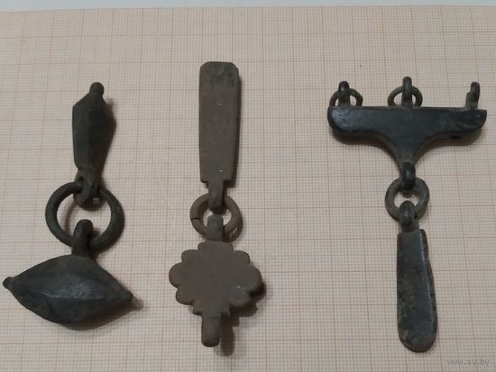 Подвесы от упряжи. 3 шт.