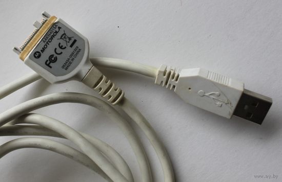 Оригинальный USB-кабель Motorola AAKN4015A для передачи данных