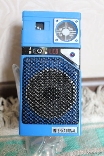 Ретро радио INTERNATIONAL в доработку