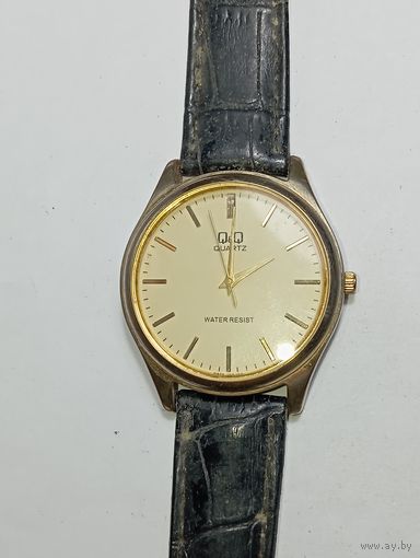 Кварцевые часы Q&Q .  С рубля