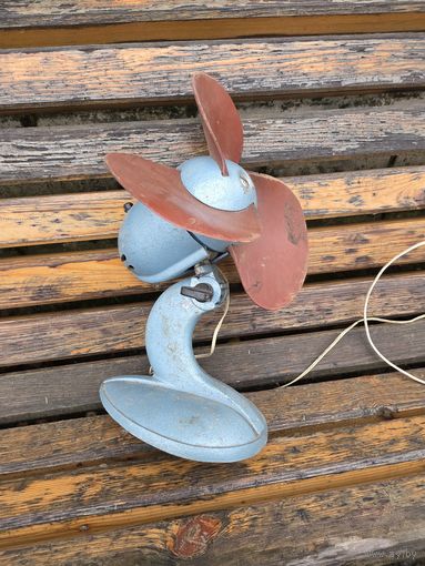 Винтажный вентилятор