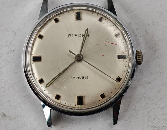 Часы наручные , в ремонт