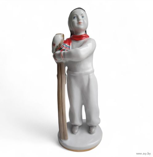 Статуэтка ЛФЗ "Лыжница" Оригинал.