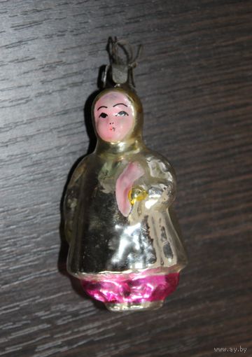 Новогодняя елочная игрушка, из СССР "Девочка", тонкое стекло.