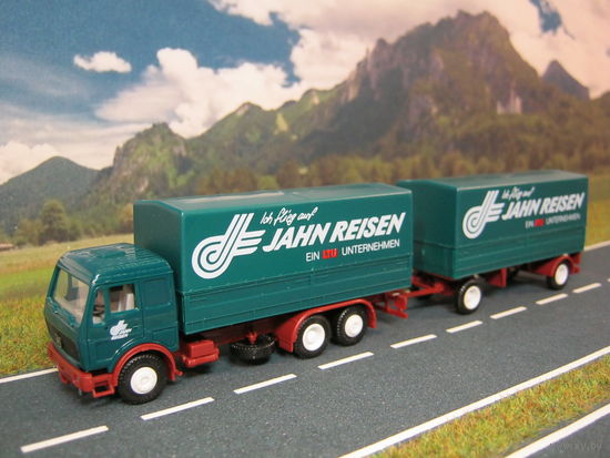 Модель грузового автомобиля Mercedes-Benz (7). Масштаб HO-1:87.