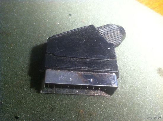 Разъем СКАРТ (SCART)