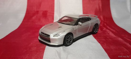 Nissan GT-R | Rastar 1/43