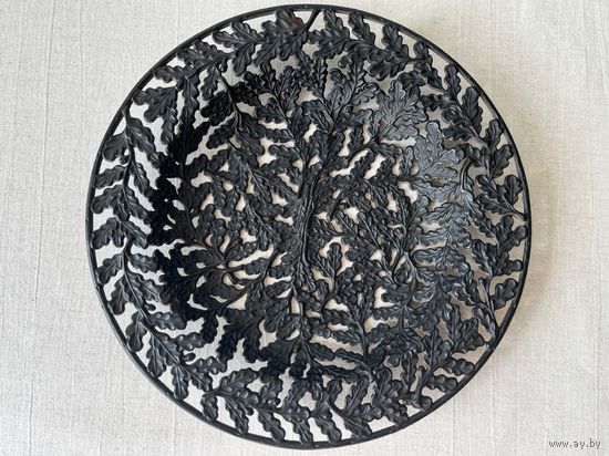 Антикварная тарелка чугун Дубовые листья литье 24,5см