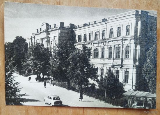 Гомель. Институт инженеров железнодорожного транспорта. 1965 г. Чистая.