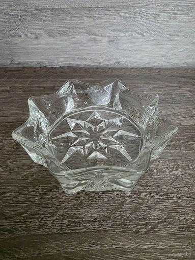 СТАРАЯ ПЕПЕЛЬНИЦА.