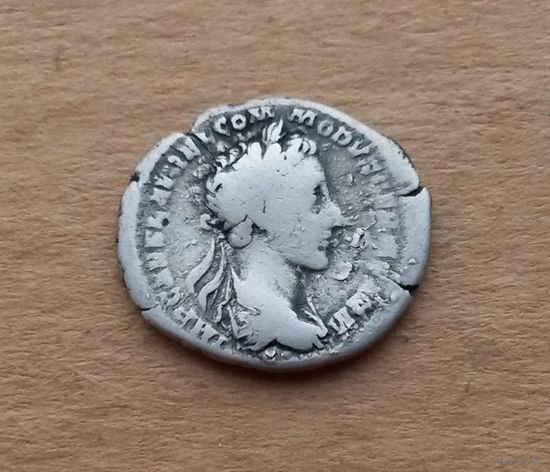 Древний Рим, Коммод (180-192), денарий, серебро