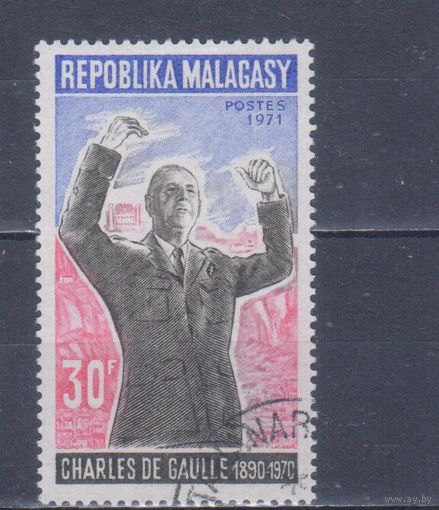 [1982] Мадагаскар 1971. Известные люди.Политика.Шарль де Голль. Одиночный выпуск.Гашеная марка.