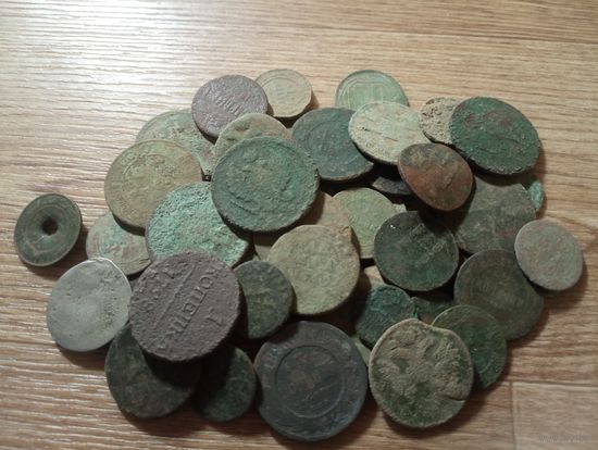 В основном " Империя"-58 монет