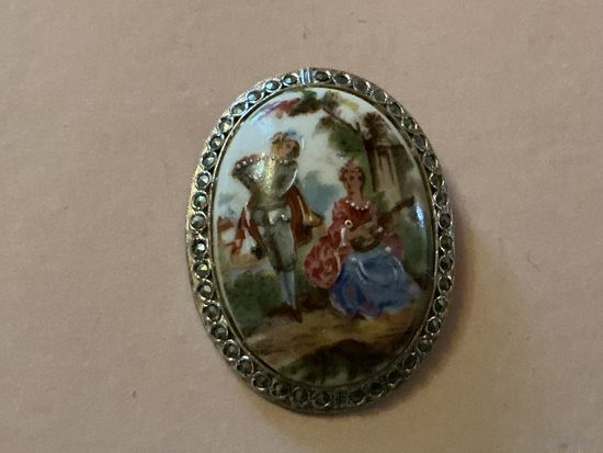 Брошь Свидание Лимож фарфор Ручная подрисовка марказиты Франция антик