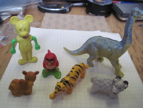 Лот фигурок/8 с рубля!