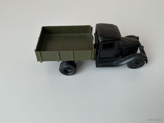 Автолегенда ГАЗ-АА.