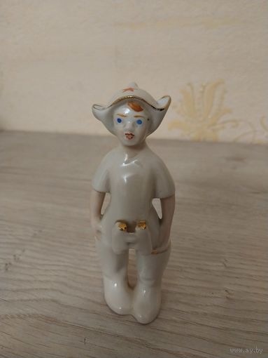 Юный красноармеец (Внучек) ( Полоне ЗХК (УССР) С РУБЛЯ.