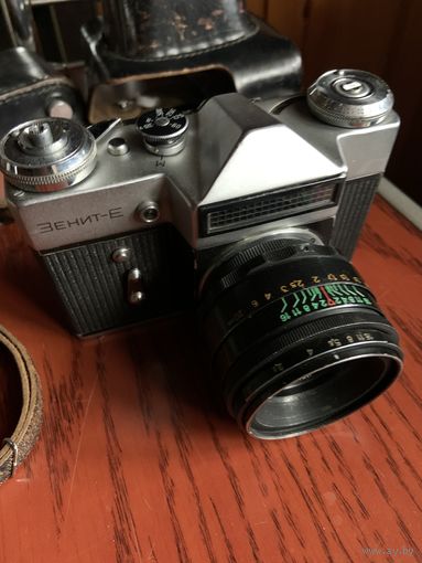 "Зенит Е" с кофром по-родне. Цена от состояния.