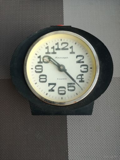 Будильник Янтарь с рубля!