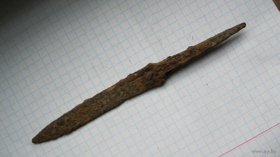 Древний нож. Железо.