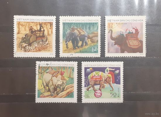 Вьетнам. 1973 год. Фауна. Слоны (870)