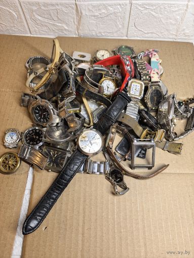 Лот часов на запчасти или восстановление. С рубля без МЦ. Всё с рубля без МЦ.