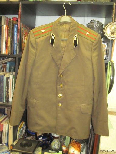 Китель майора-автомобилиста ВС СССР, размер 50/3.