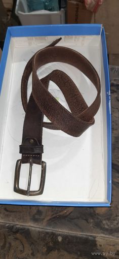 Ремень кожанный.