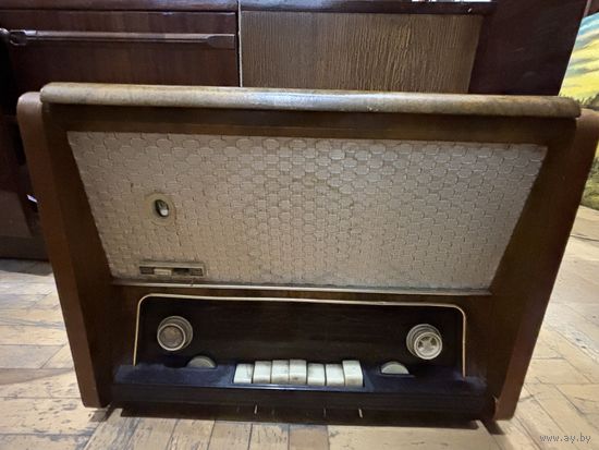 Ламповая радиола факел