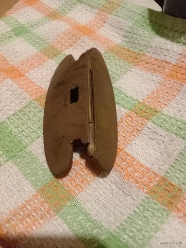 Щиток  рукояти -шпаги!