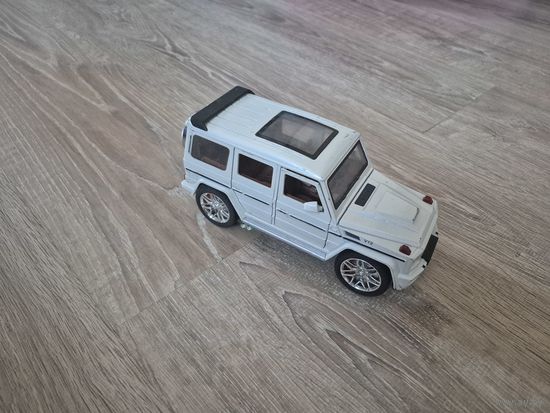 Машинка Гелик 1:24