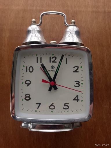 Будильник механический