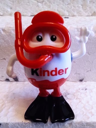 Фигурка "Киндер".