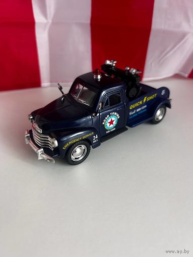 Модель kinsmart chevrollet 3100 1958 1:38