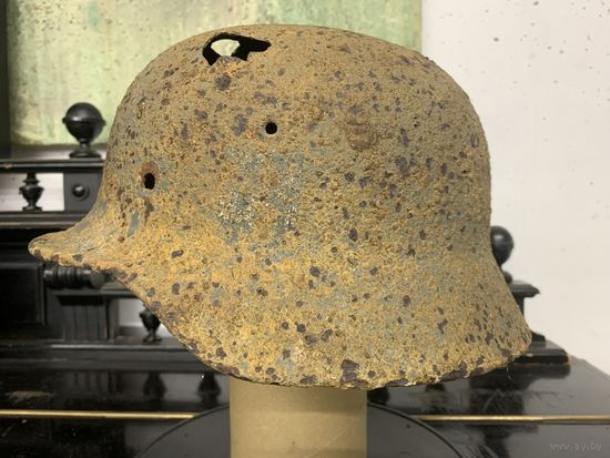 Каска шлем М40 62 с повреждениями антураж