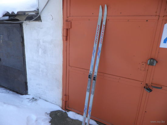 Лыжи беговые Alaska Sprinter с креплением NNN Winter Dream Pilot.С рубля.