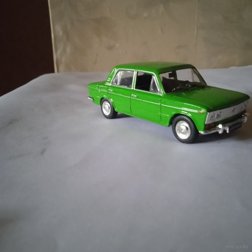 Ваз 2103 1/43