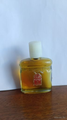 Духи красная москва СССР винтаж запечатанные