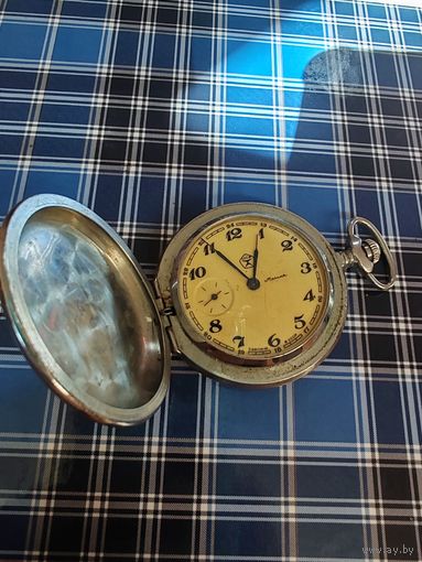 Часы карманные "Молния". СССР. На ходу.