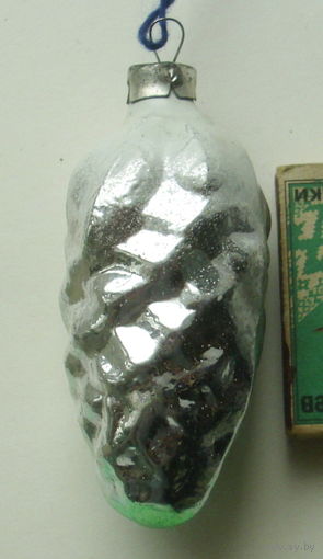 Ёлочная игрушка. Шишка. В-8.