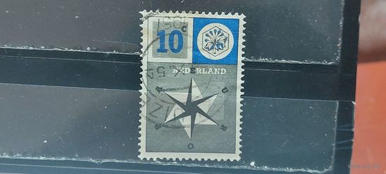 РАСПРОДАЖА НИДЕРЛАНДЫ 1957г. Гаш.