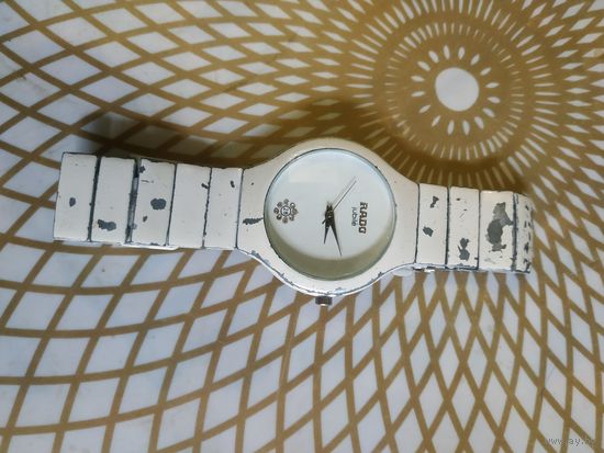 Часы наручные с браслетом RADO . В ремонт,коллекцию,на запчасти. Состояние на скане.
