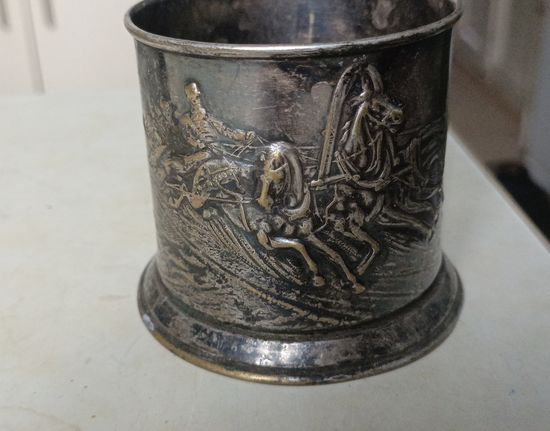 Подстаканник тройка