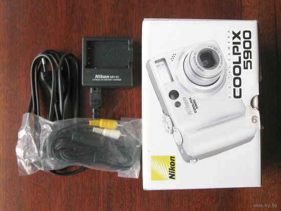 Зарядник Nikon MH-61 и другое для Nikon Coolpix 5900