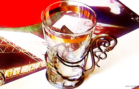 Стаканчики с подстаканниками