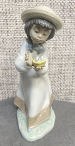 Винтажная испанская фарфоровая статуэтка Истинная любовь Nao  Lladro 8 х 19 см.