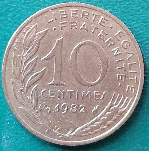 Франция 10 сантимов 1982